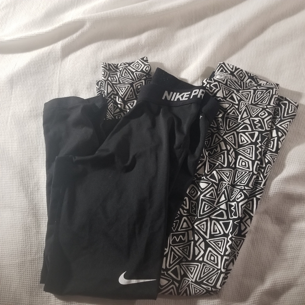 2 Pair Tights Bundle Nike & Forever 21 B1